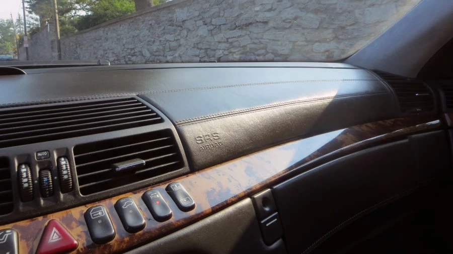 2001 Mercedes-Benz W220 S-Class - Image 8 of 12