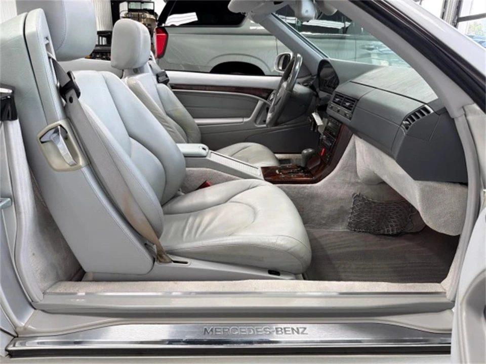2001 Mercedes-Benz R129 SL-Class - Image 19 of 31
