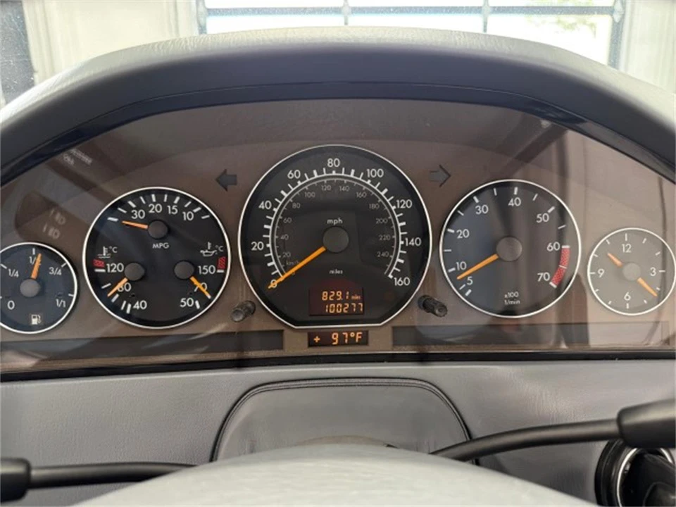 2001 Mercedes-Benz R129 SL-Class - Image 28 of 31