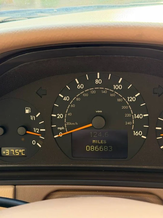 2001 Mercedes-Benz W210 E-Class - Image 9 of 9