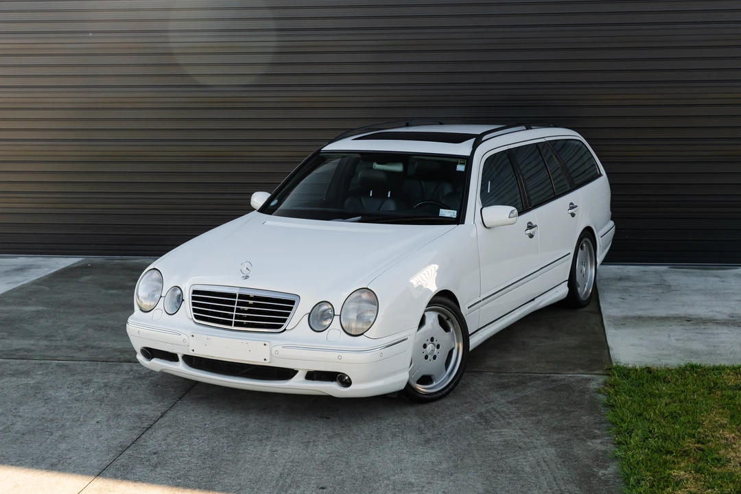 2000 Mercedes-Benz W210 E 36 & E 50 & E 55 & E 60 AMG - Image 16 of 31