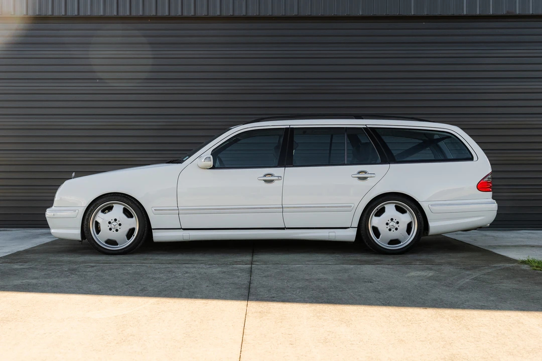 2000 Mercedes-Benz W210 E 36 & E 50 & E 55 & E 60 AMG - Image 8 of 31