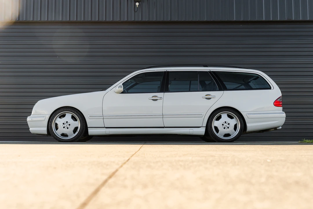 2000 Mercedes-Benz W210 E 36 & E 50 & E 55 & E 60 AMG - Image 22 of 31