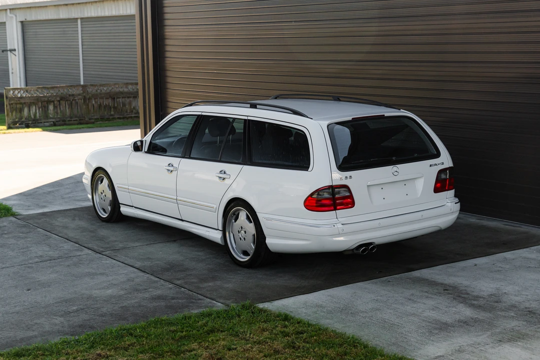 2000 Mercedes-Benz W210 E 36 & E 50 & E 55 & E 60 AMG - Image 14 of 31