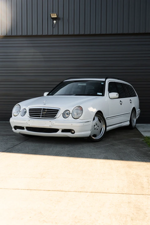 2000 Mercedes-Benz W210 E 36 & E 50 & E 55 & E 60 AMG - Image 25 of 31