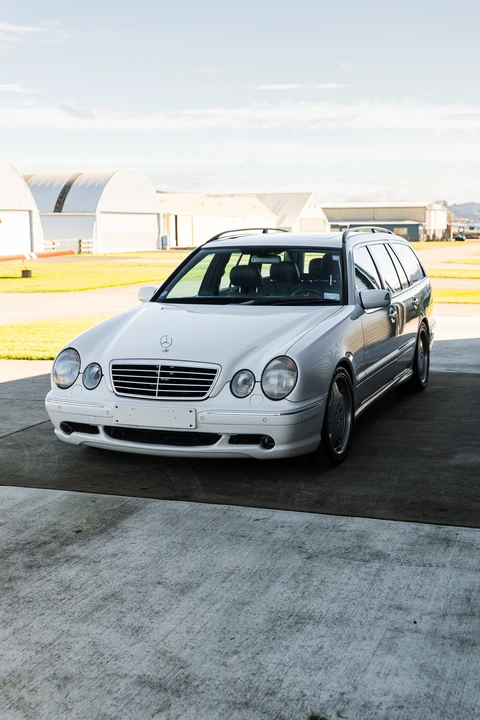 2000 Mercedes-Benz W210 E 36 & E 50 & E 55 & E 60 AMG - Image 28 of 31