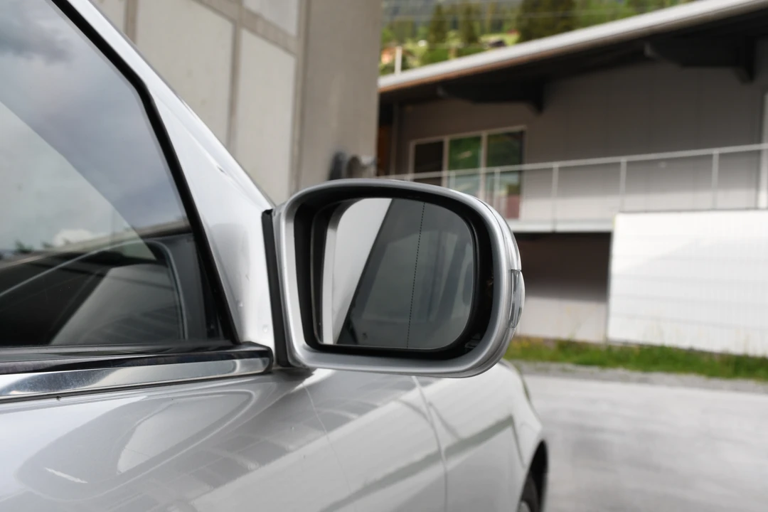2001 Mercedes-Benz W220 S-Class - Image 27 of 31