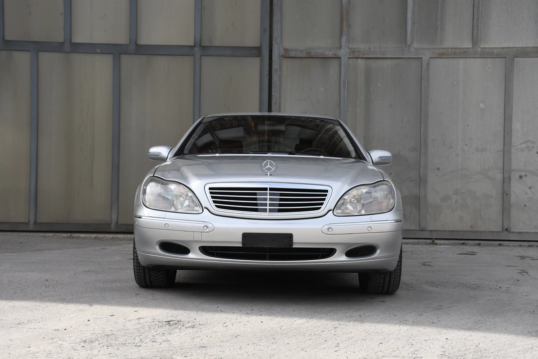 2001 Mercedes-Benz W220 S-Class - Image 2 of 31