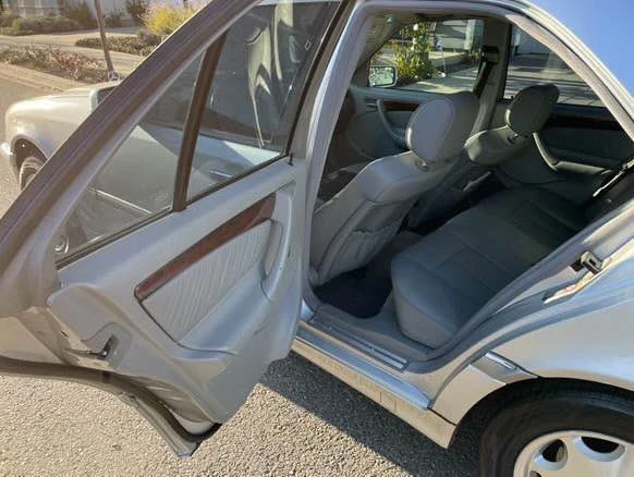2001 Mercedes-Benz W203 C-Class - Image 3 of 6