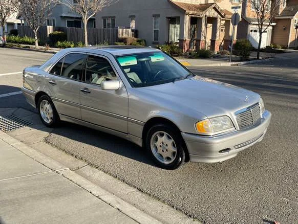2001 Mercedes-Benz W203 C-Class - Image 6 of 6