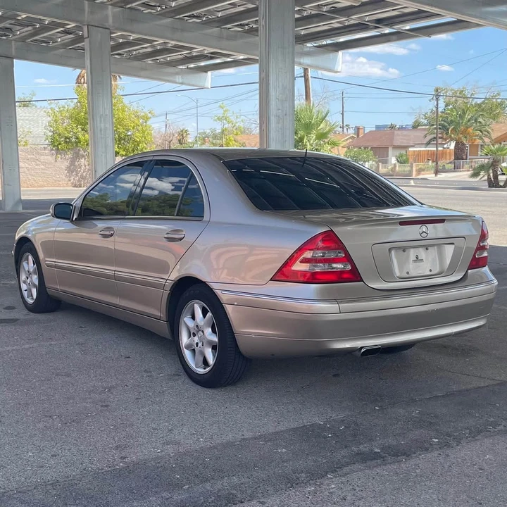 2001 Mercedes-Benz W203 C-Class - Image 3 of 11