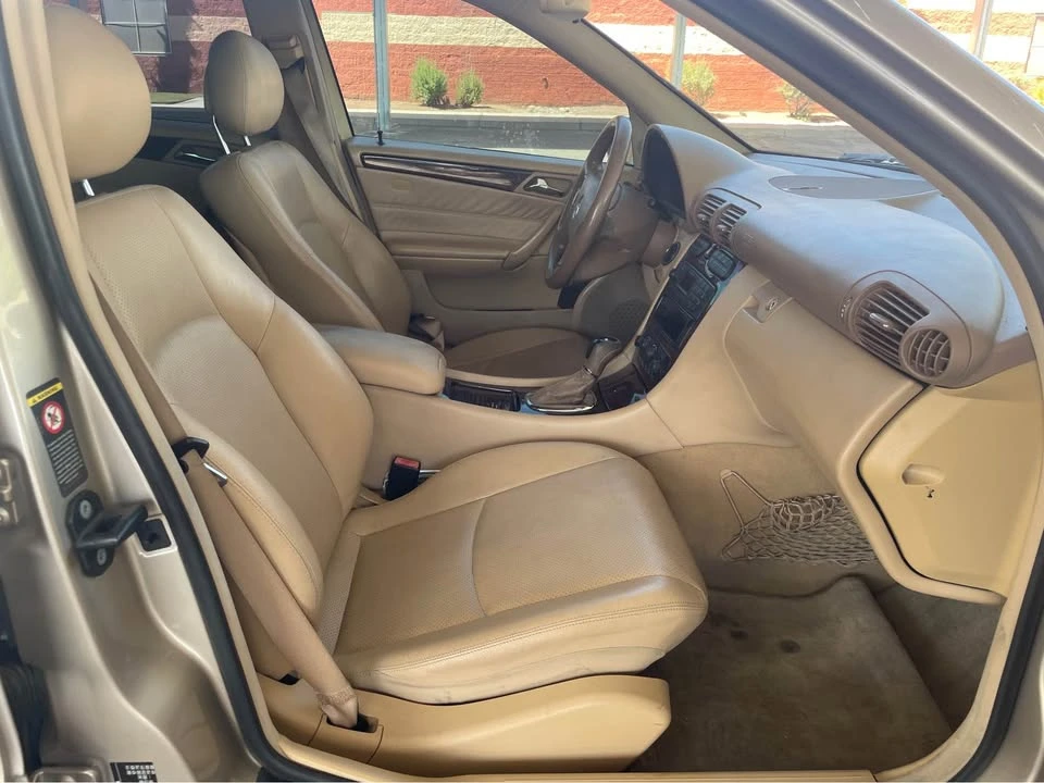 2001 Mercedes-Benz W203 C-Class - Image 9 of 11