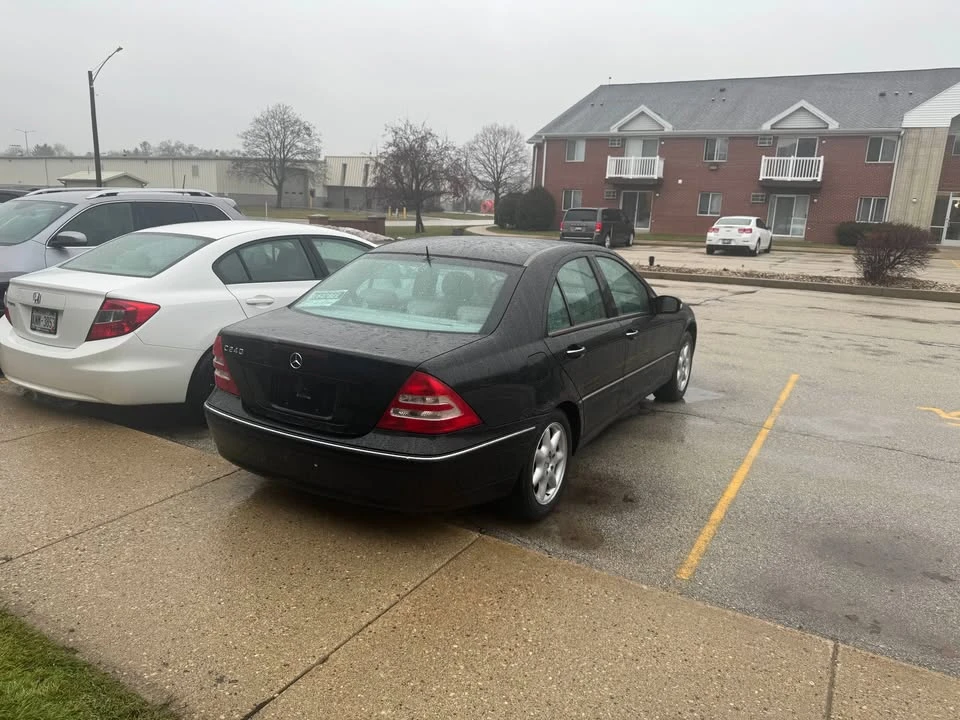 2001 Mercedes-Benz W203 C-Class - Image 4 of 12