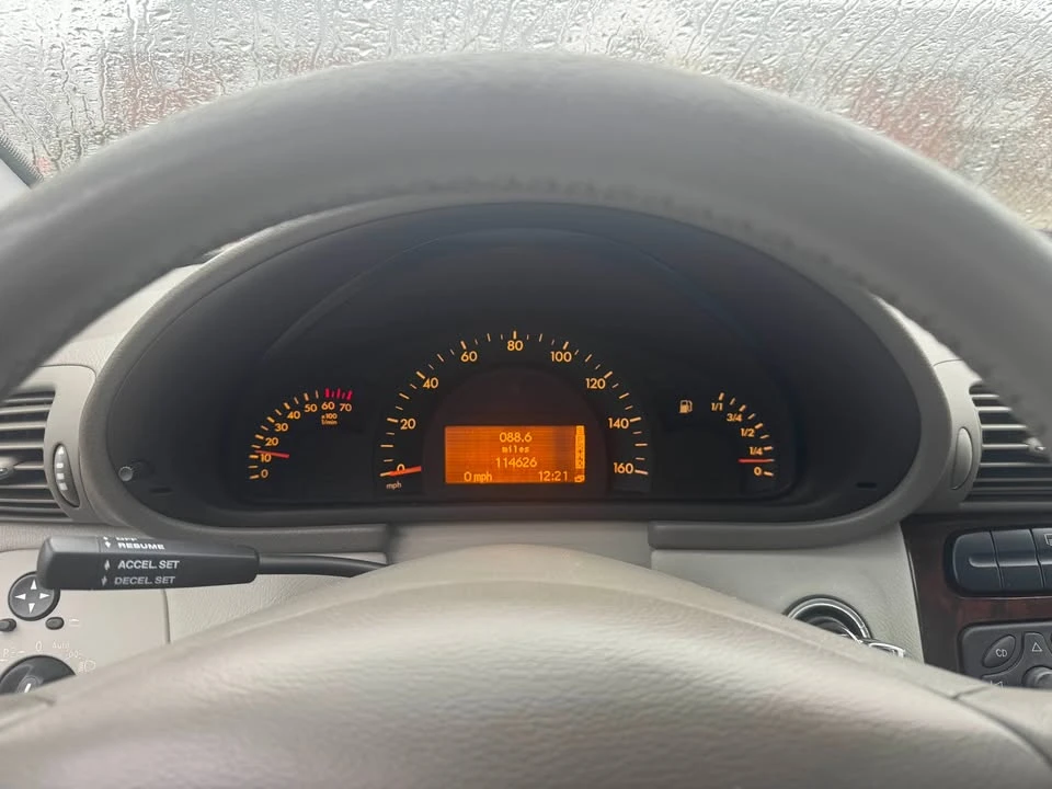2001 Mercedes-Benz W203 C-Class - Image 9 of 12