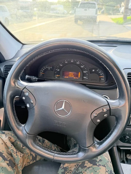 2001 Mercedes-Benz W203 C-Class - Image 2 of 7