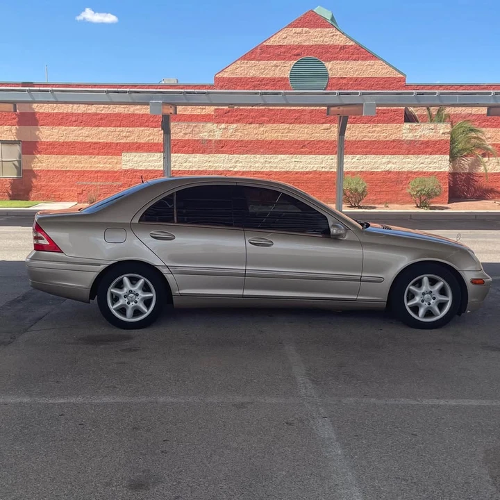 2001 Mercedes-Benz W203 C-Class - Image 5 of 11