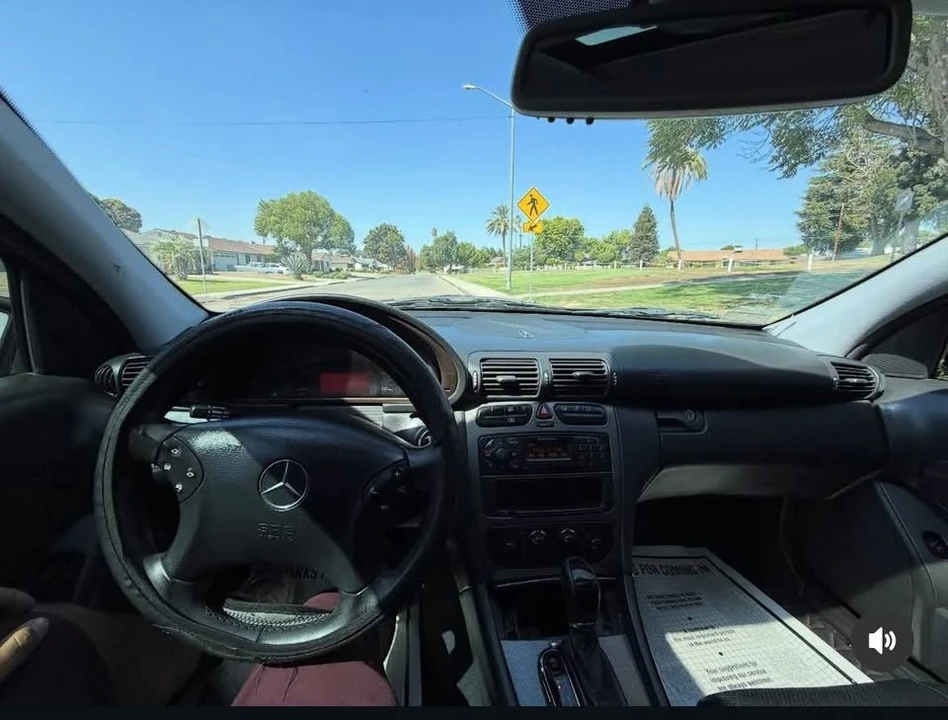 2001 Mercedes-Benz W203 C-Class - Image 3 of 4