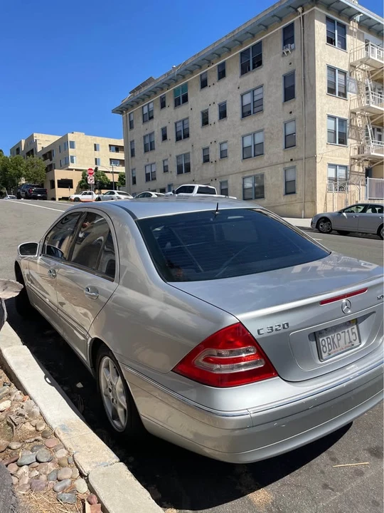 2001 Mercedes-Benz W203 C-Class - Image 7 of 10