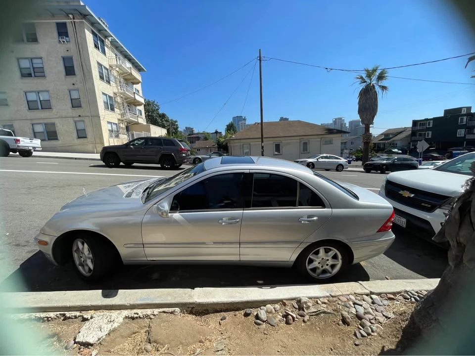 2001 Mercedes-Benz W203 C-Class - Image 6 of 10