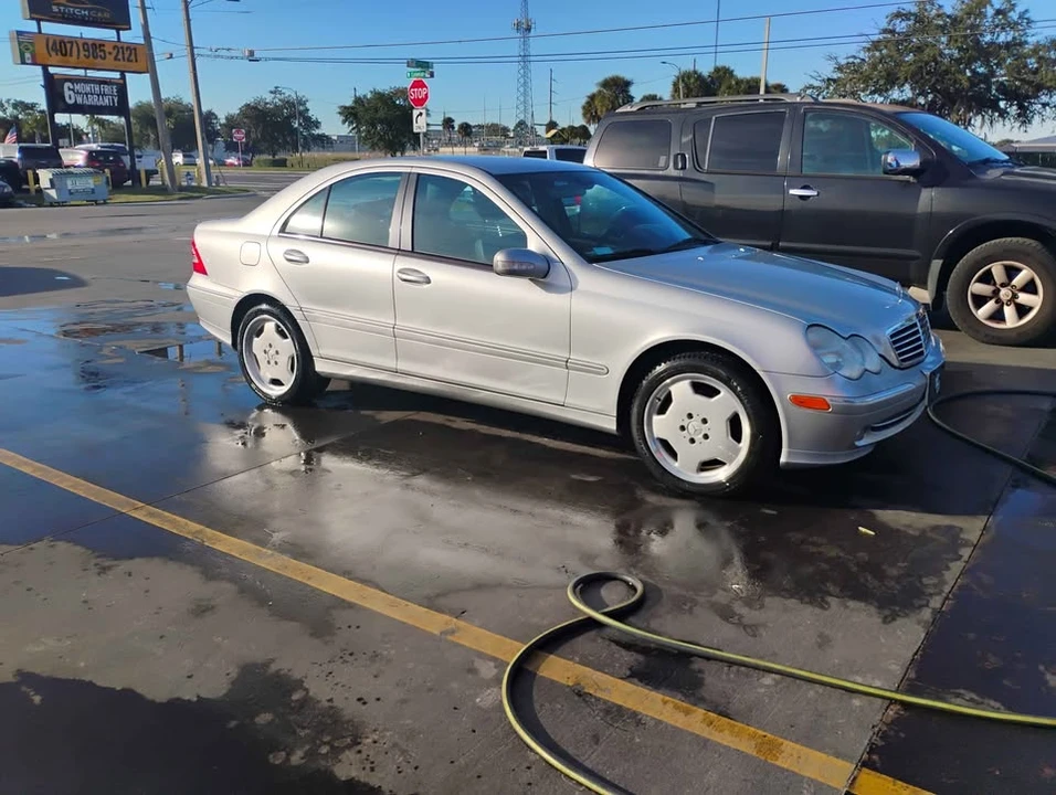 2001 Mercedes-Benz W203 C-Class - Image 3 of 10