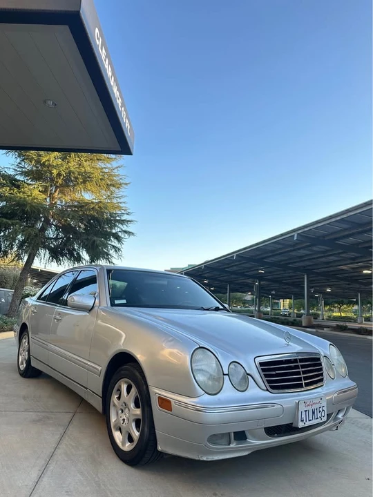 2001 Mercedes-Benz W210 E-Class - Image 2 of 12