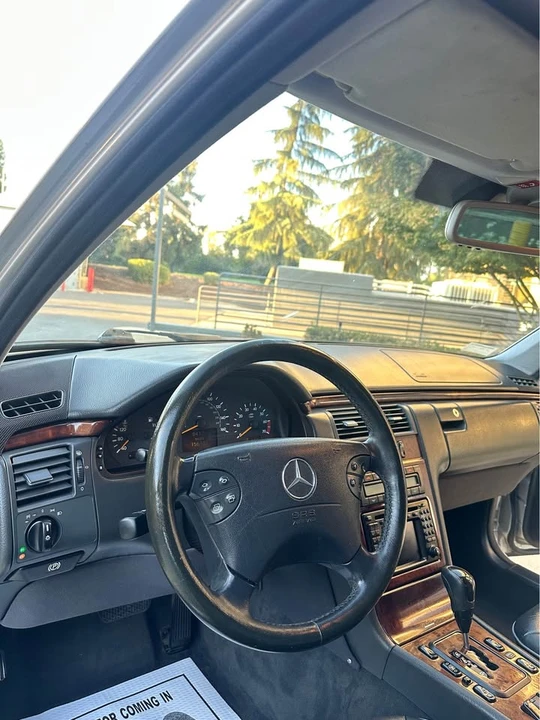 2001 Mercedes-Benz W210 E-Class - Image 5 of 12