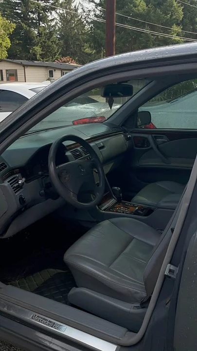 2001 Mercedes-Benz W210 E-Class - Image 6 of 12