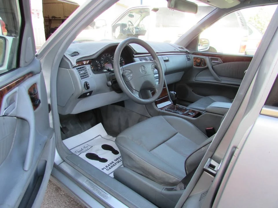 2001 Mercedes-Benz W210 E-Class - Image 11 of 20