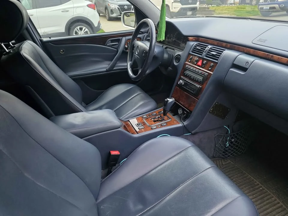 2001 Mercedes-Benz W210 E-Class - Image 12 of 20