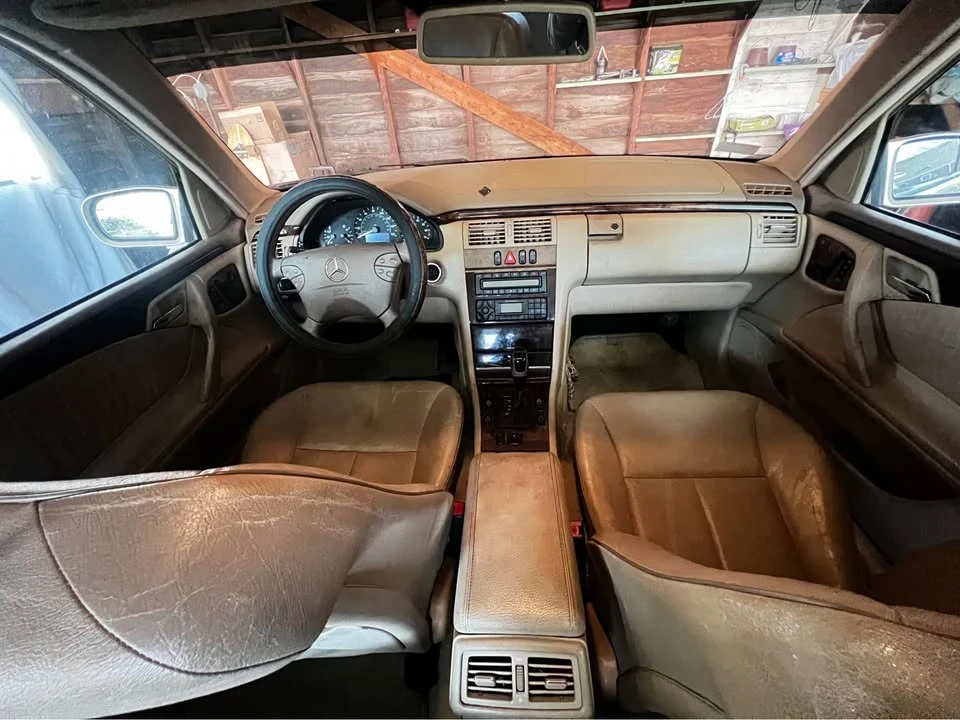 2001 Mercedes-Benz W210 E-Class - Image 2 of 6
