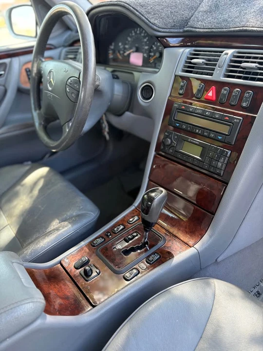 2001 Mercedes-Benz W210 E-Class - Image 7 of 15