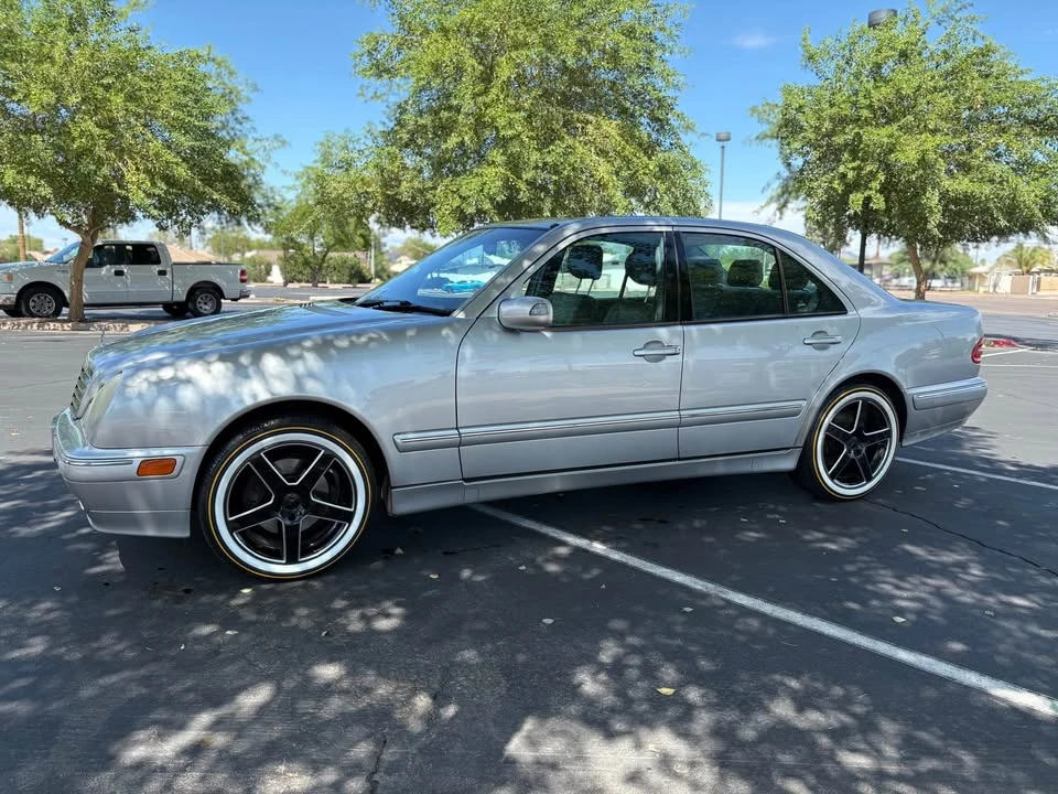 2001 Mercedes-Benz W210 E-Class - Image 2 of 17