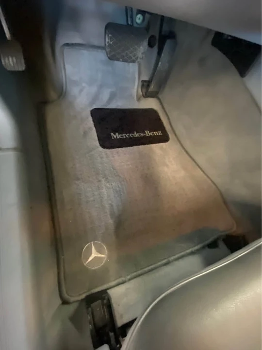 2001 Mercedes-Benz W210 E-Class - Image 5 of 9