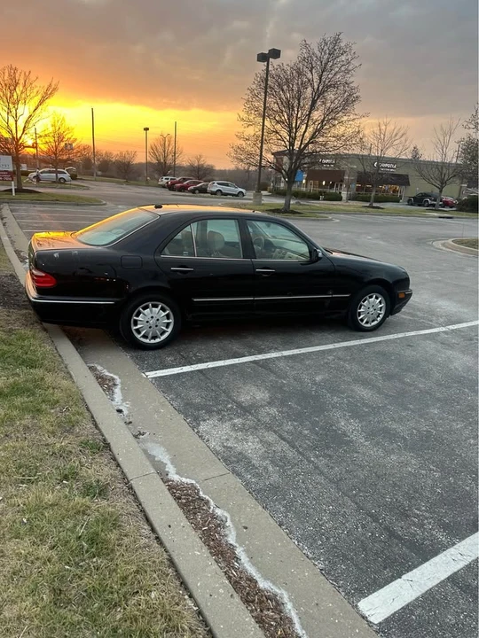 2001 Mercedes-Benz W210 E-Class - Image 4 of 9