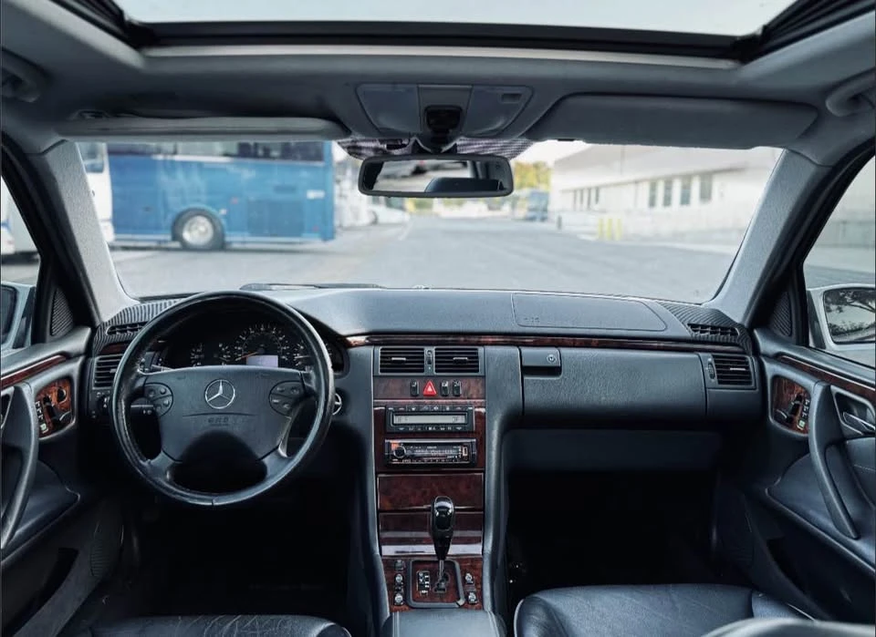 2001 Mercedes-Benz W210 E-Class - Image 2 of 9