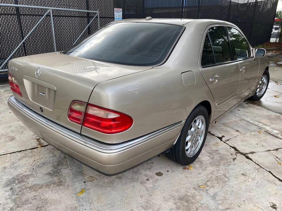 2001 Mercedes-Benz W210 E-Class - Image 9 of 11