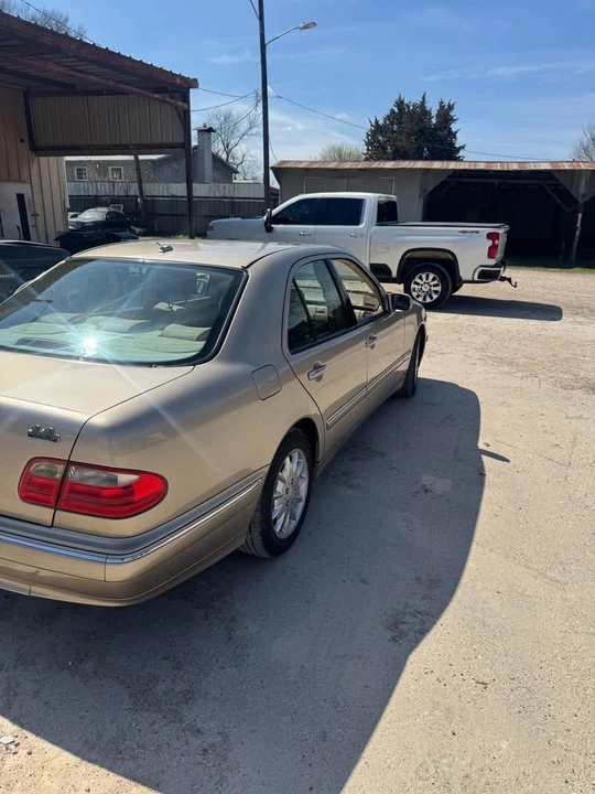 2001 Mercedes-Benz W210 E-Class - Image 2 of 9