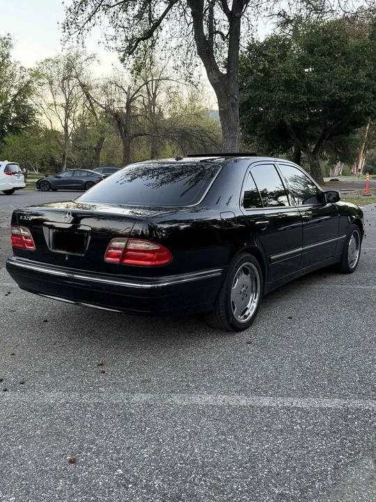 2001 Mercedes-Benz W210 E-Class - Image 4 of 9
