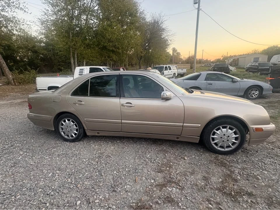 2001 Mercedes-Benz W210 E-Class - Image 4 of 10