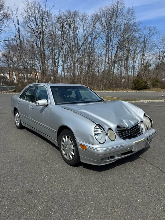 2001 Mercedes-Benz W210 E-Class - Image 2 of 13