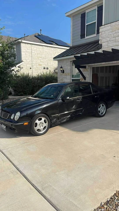 2001 Mercedes-Benz W210 E-Class - Image 2 of 6