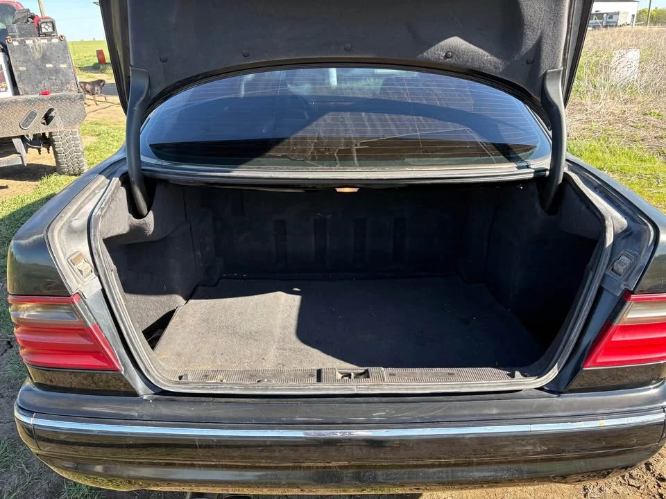 2001 Mercedes-Benz W210 E-Class - Image 11 of 13