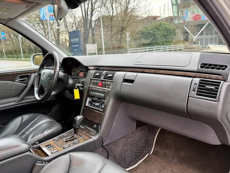 2001 Mercedes-Benz W210 E 36 & E 50 & E 55 & E 60 AMG - Image 14 of 17