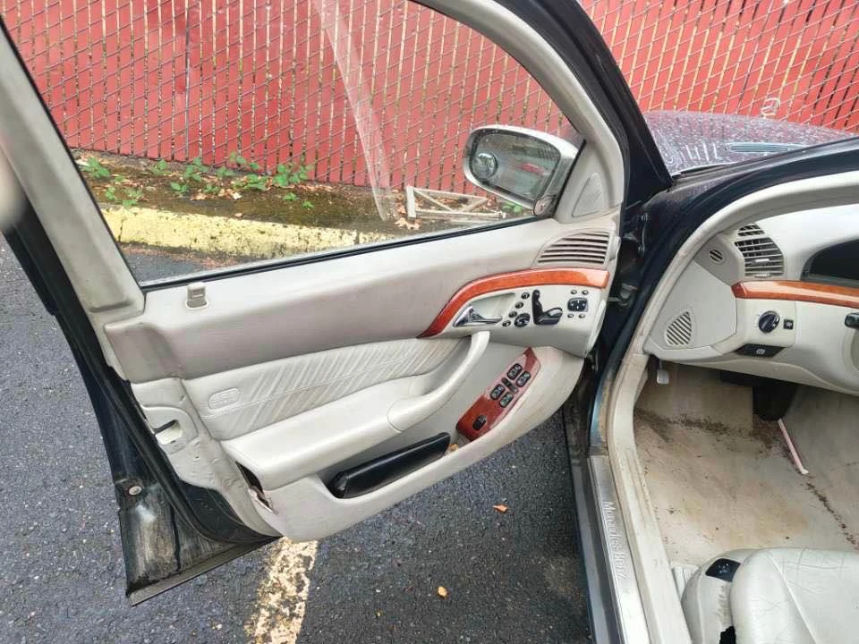 2001 Mercedes-Benz W220 S-Class - Image 5 of 10