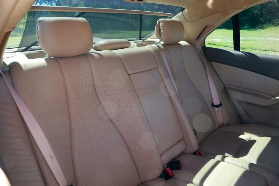 2001 Mercedes-Benz W220 S-Class - Image 12 of 18