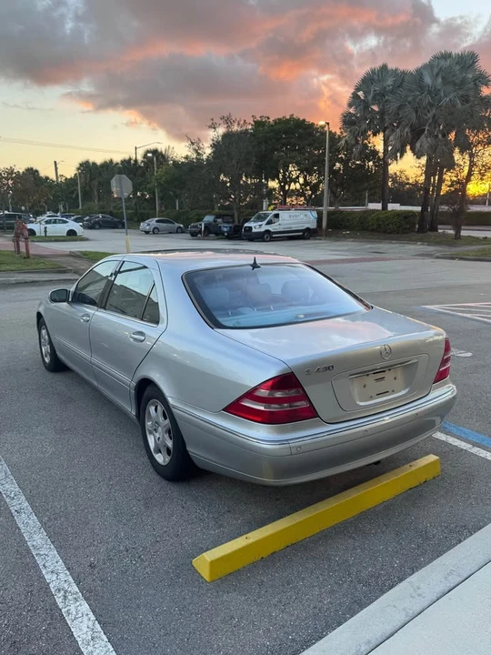 2001 Mercedes-Benz W220 S-Class - Image 2 of 16