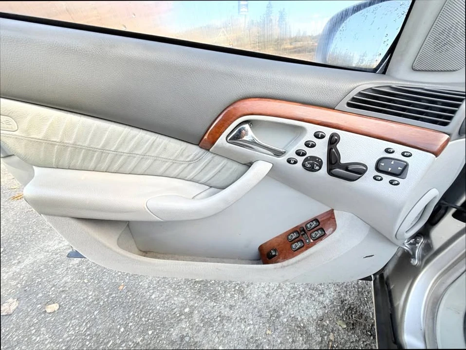 2001 Mercedes-Benz W220 S-Class - Image 11 of 12