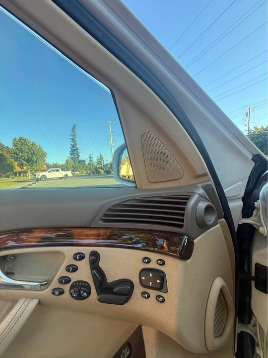 2001 Mercedes-Benz W220 S-Class - Image 11 of 20