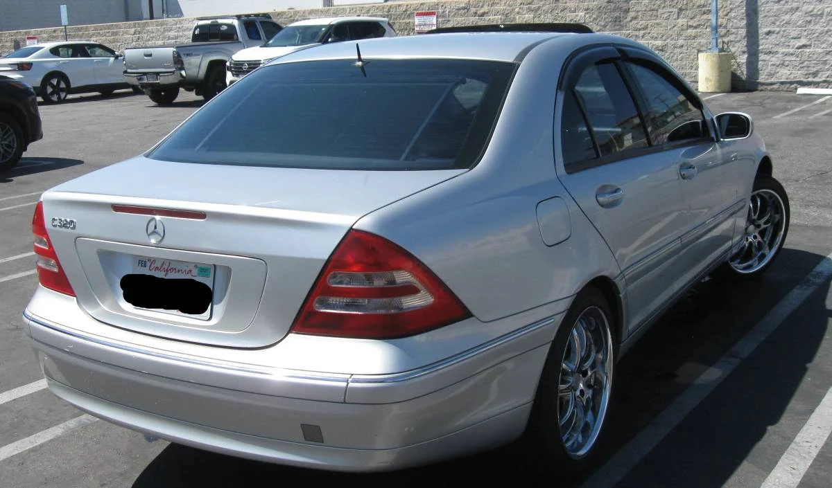 2001 Mercedes-Benz W203 C-Class - Image 3 of 19