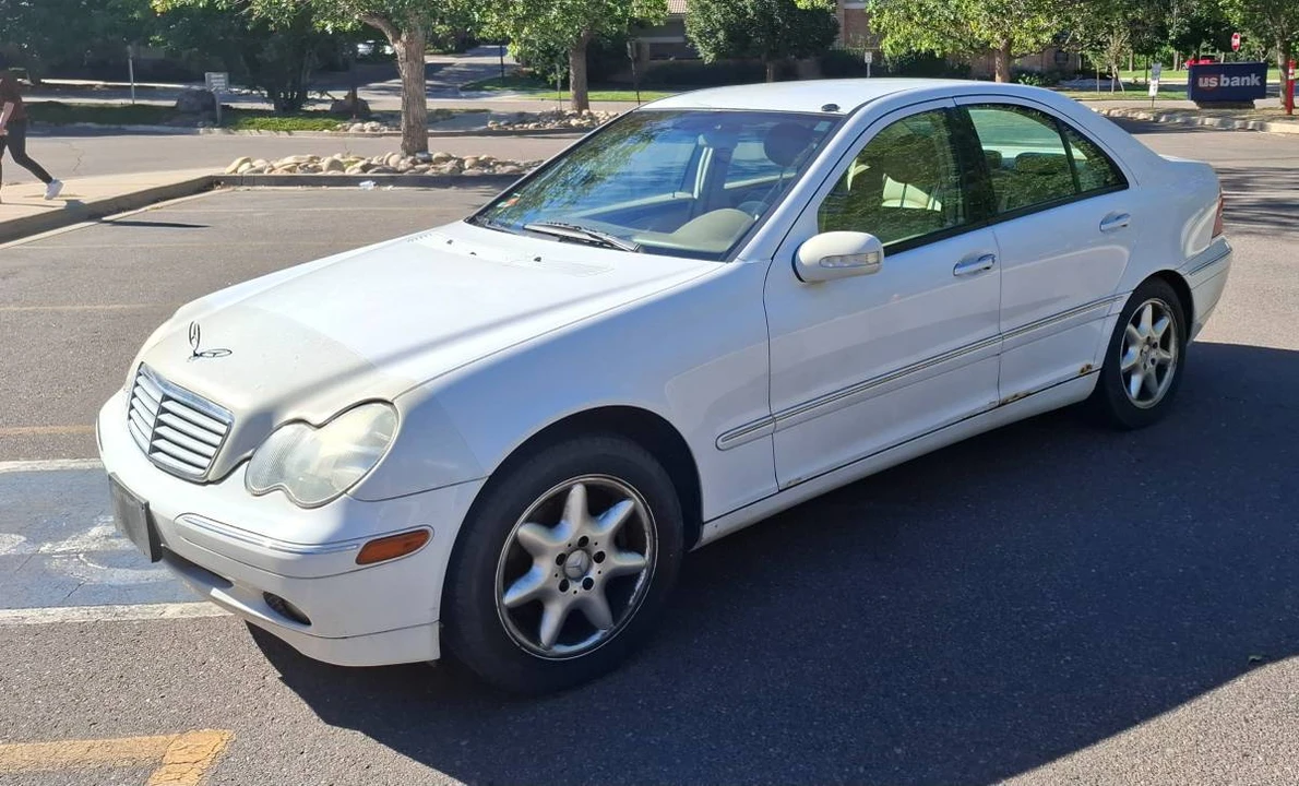 2001 Mercedes-Benz W203 C-Class - Image 6 of 13